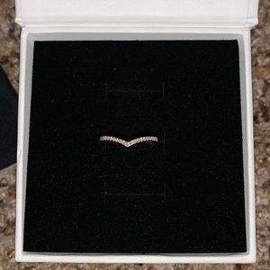 Mejuri wishbone ring pave diamonds